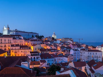 Private Night Tour of Lisbon's Landmarks and Culture