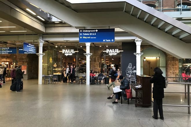 Private transfers between Stansted - King's Cross & St Pancras Train Stations photo 5