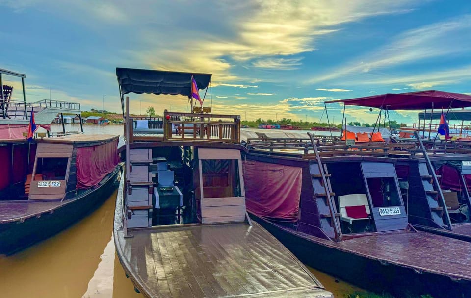 Scenic Boat Tour from Siem Reap to Battambang, Cambodia