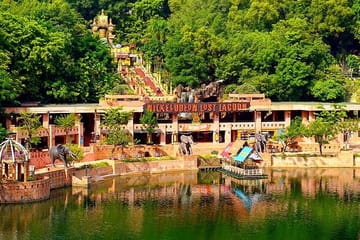 Sunway Lagoon: Admission Ticket & 2-Way Transfer