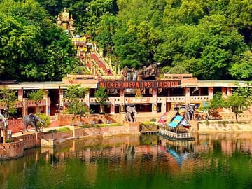 Sunway Lagoon Admission Ticket with Round-Trip Transfer