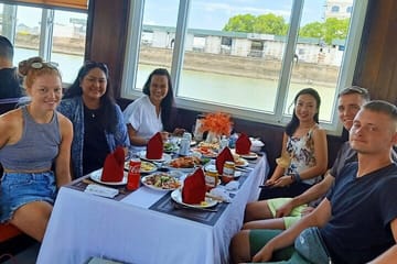 5-Days North Vietnam Package Tour: Hanoi, Halong Bay and Mai Chau