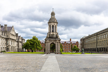 Dublin: Audio Guided Walking Tour (3:45 – 20 audio reviews)