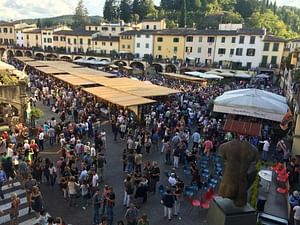  A day at the Market of Panzano in Chianti, meet the famous Butcher lunch & tasting at wine estate & visit San Gimignano (each Sunday)