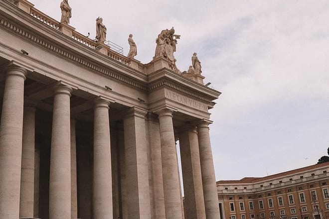 St.Peter's square colonnades