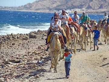 Blue Hole and Dahab City Adventure Tour from Sharm El Sheikh
