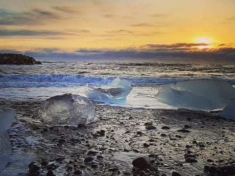 Private Jökulsárlón & Black Diamond Beach Tour, photo 5