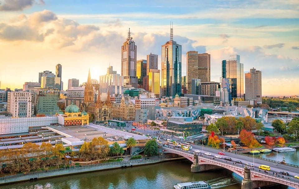 Professional Photo Shoot Tour in Melbourne's Iconic Locations