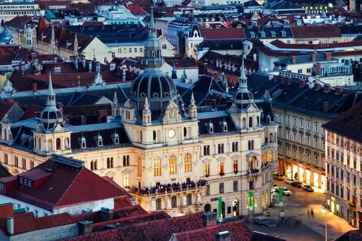 TOP Graz : Private Guided Tour with your mobile 3