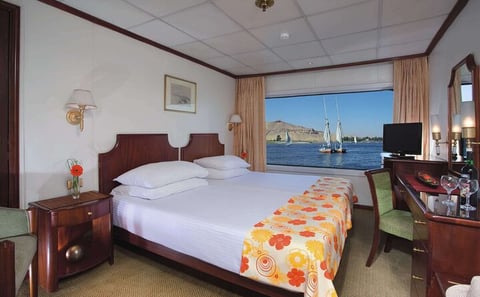 Nile River 4-Day Cruise with Guided Sightseeing in Egypt