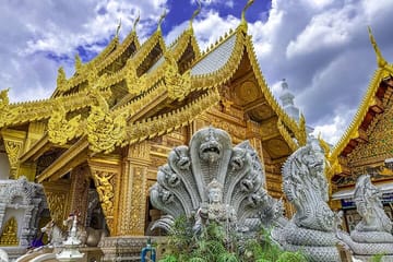 Ancient City of Hariphunchai Top Sights and 6 Mini Food Tour