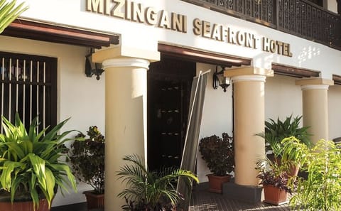 Zanzibar: 4 Days Unearthing the Forgotten Slave Routes