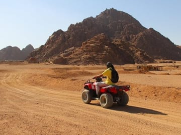 ATV Quad Bike and Camel Ride Tour in Hurghada Desert