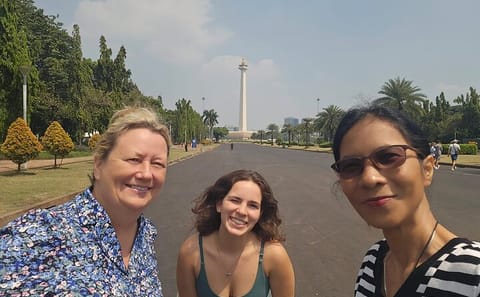 Half-Day Central Jakarta City Tour with Monument Visit