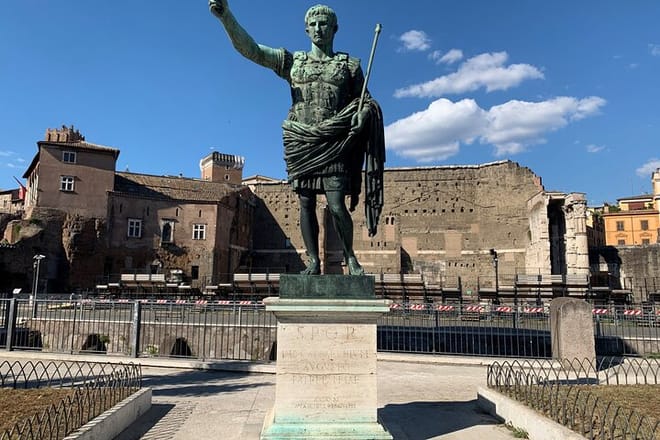 Statue of Augusto