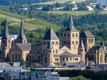 Trier Highlights – Porta Nigra, Cathedral & Roman Baths