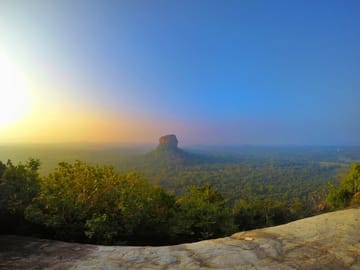 Pidurangala and Hiriwadunna Village Adventure in Sigiriya