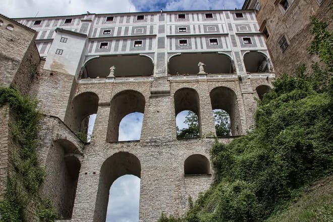 Prague to Linz Private transfer via Cesky Krumlov with private Tour and Lunch