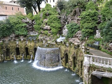Half-Day Tour of Tivoli's Villa d'Este and Hadrian's Villa