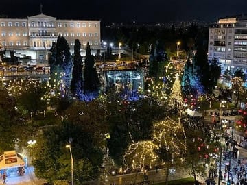 Private 4-Day Christmas Tour of Athens and Surrounding Areas