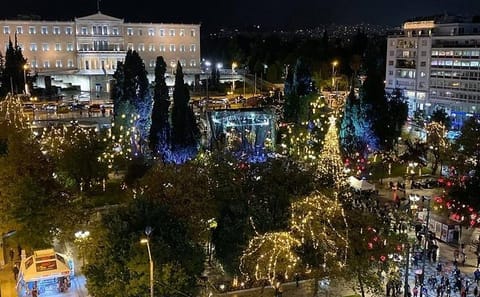 Private 4-Day Christmas Tour of Athens and Surrounding Areas