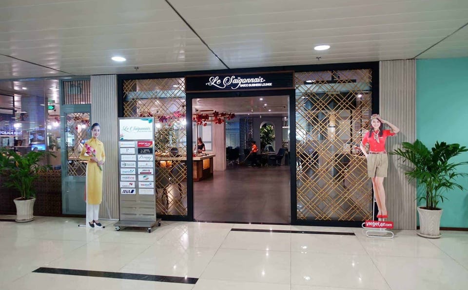 Relax at Tan Son Nhat Airport Business Lounge in Ho Chi Minh City