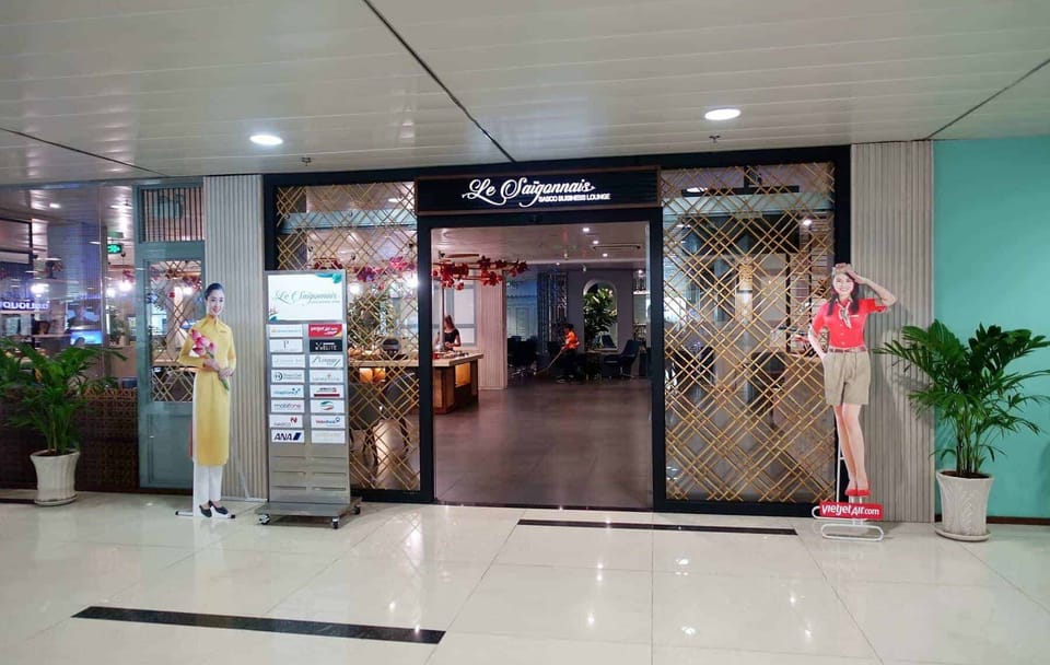 Relax at Tan Son Nhat Airport Business Lounge in Ho Chi Minh City