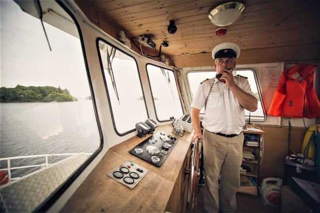 Scenic cruise of Corrib river & lake. Galway City. Guided.  photo 4