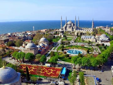 Istanbul Cultural Walking Tour of Historic Landmarks