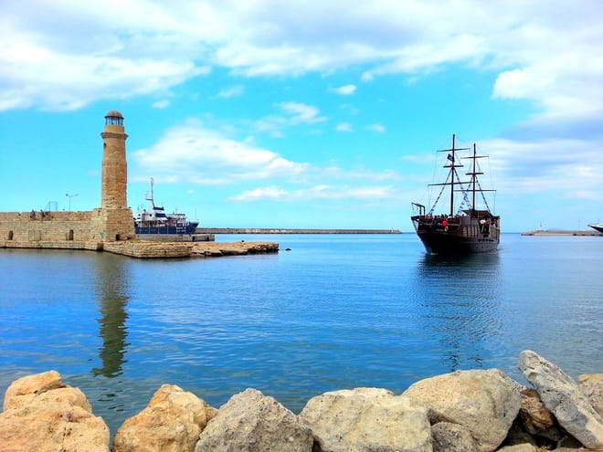 Day Tour to West Crete from Heraklion: Visit Chania - Kournas and Rethymno photo 3