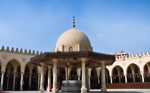 Private Half-Day Tour of Old Cairo and Khan El Khalili Bazaar