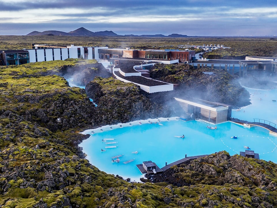 Private Transfer: Blue Lagoon w/ 2hrs wait Reykjavik to Reykjavik - YFIR20 — Your Friend in Reykjavik