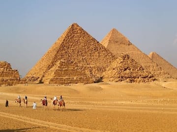 Pyramids of Giza and the great Sphinx, Group Tour