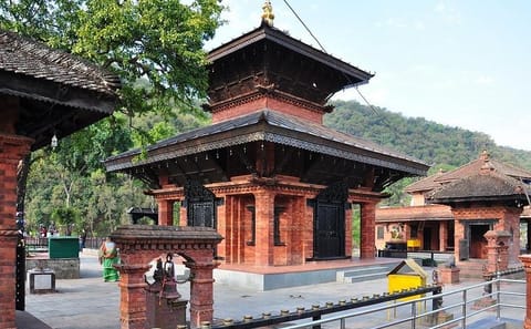 Cultural and Scenic Tour of Pokhara's Key Attractions