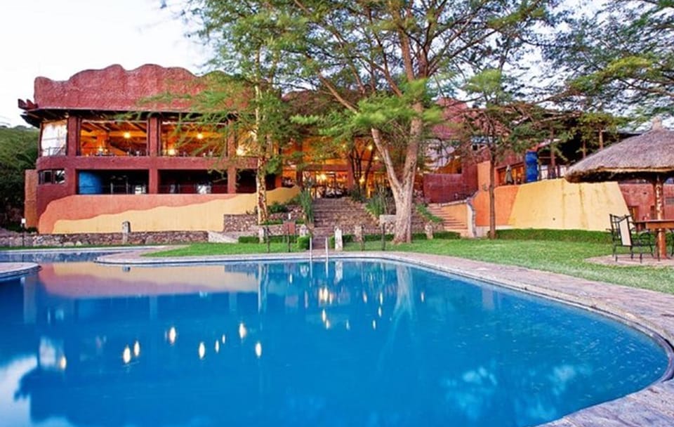 7Days Tanzania Lodge Safari Lake Manyara Serengeti Ngorongoro Tarangire Safaris
