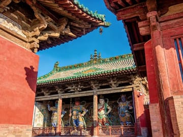 Pingyao and Shuanglin Temple Painted Buddha Day Tour