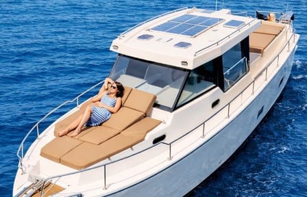 Private Luxury Yacht Cruise around Santorini's Coastline