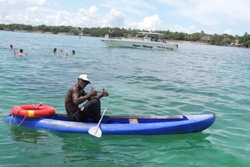 VIP Snorkeling and Boat Tour of Rosario Islands in Cartagena