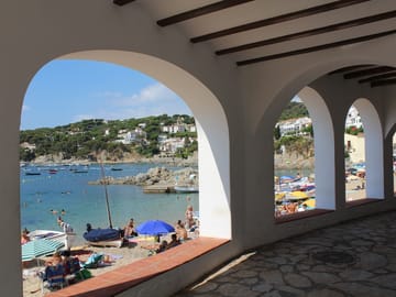 Full Day Tour of Costa Brava's Charming Towns from Barcelona
