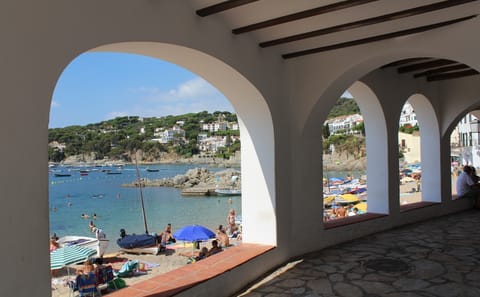 Full Day Tour of Costa Brava's Charming Towns from Barcelona