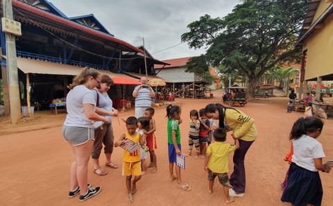 Siem Reap Local Village Cycling Tour (Local Experience)