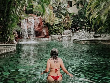Arenal Volcano and Hot Springs Day Tour from San José