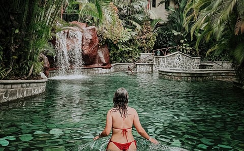 Arenal Volcano and Hot Springs Day Tour from San José