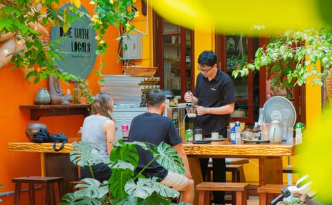 Hanoi Coffee Brewing Class with Snacks and Wine Tasting