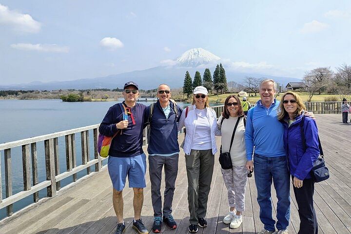 The Best Mt.Fuji area Tour from Shimizu Port / Van Taxi