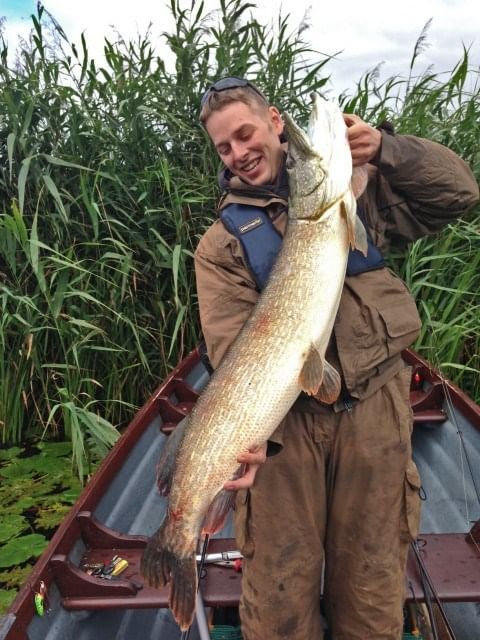 Pike fishing by boat on Lough Corrib, single fisherman. Galway. Private guided. French/Eng