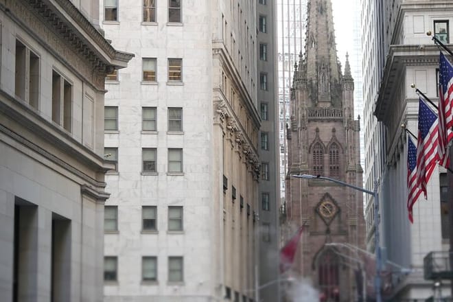 NYC Heritage Tour: Wall Street, Ground Zero & City Origins