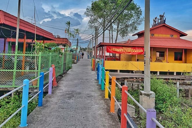 Pulau Ketam Fishing Village with Blue Mosque and Thean Hou (SIC) 3