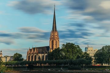 Private 5-Hour Cultural Tour of Frankfurt's Landmarks