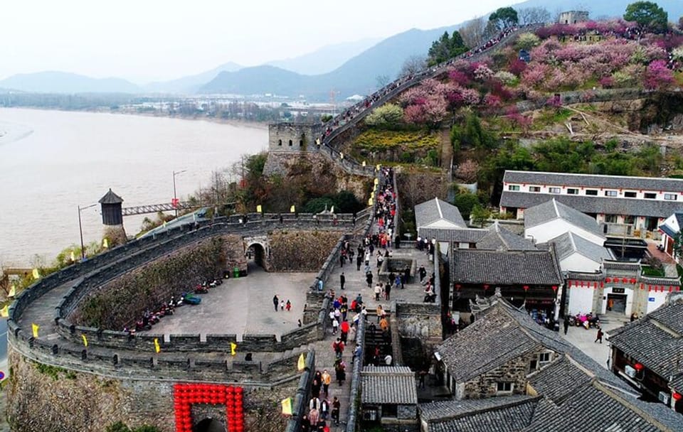 Day Trip to Jiangnan Great Wall from Shanghai by Bullet Train